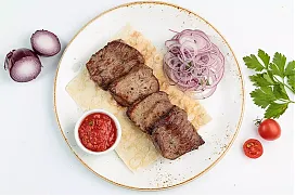 Шашлык из баранины.